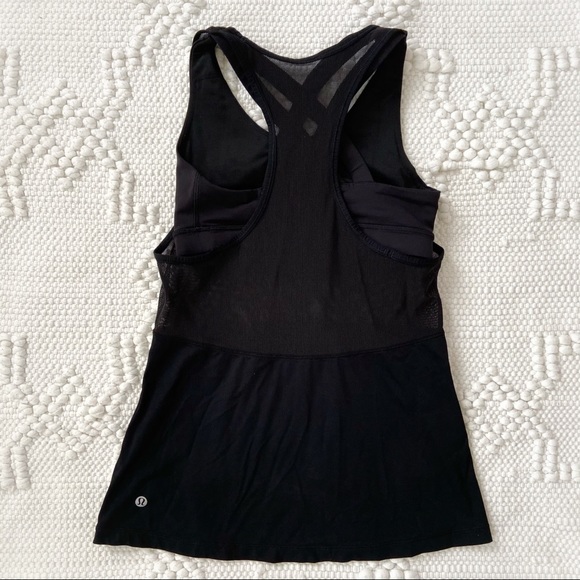 Lululemon Black Fast As Light 2-In-1 Tank - Picture 6 of 7